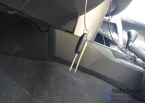 2014 Toyota Rav4 Xle z USA, uszkodzony, nr VIN 2T3WFREV4EW099202